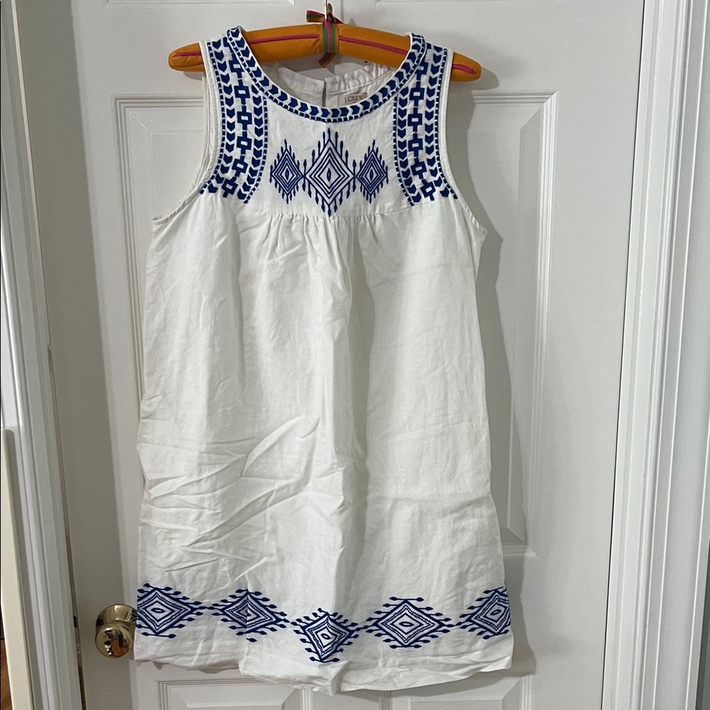 Jcrew Sleeveless Summer White Cottn Shift with Blue Embroidery Size 2